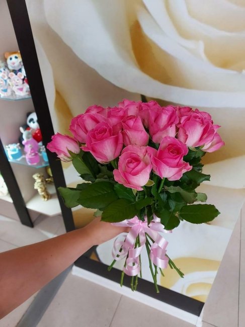 Роза Кэнди аваланж. Букет из 25 роз. Высота 50 см