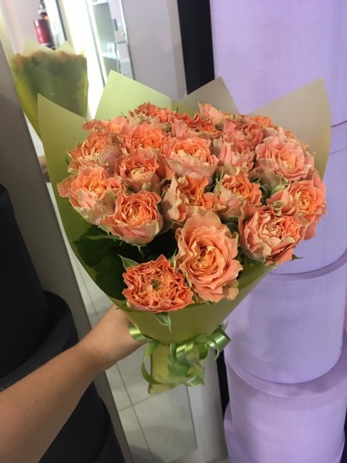 Роза Кантри спирит Луиза. Букет из 25 роз. Высота 60 см