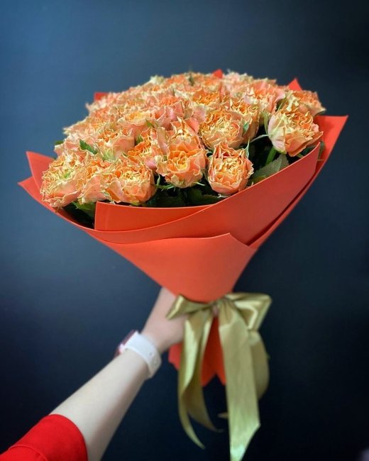 Роза Кантри спирит Луиза. Букет из 35 роз. Высота 50 см