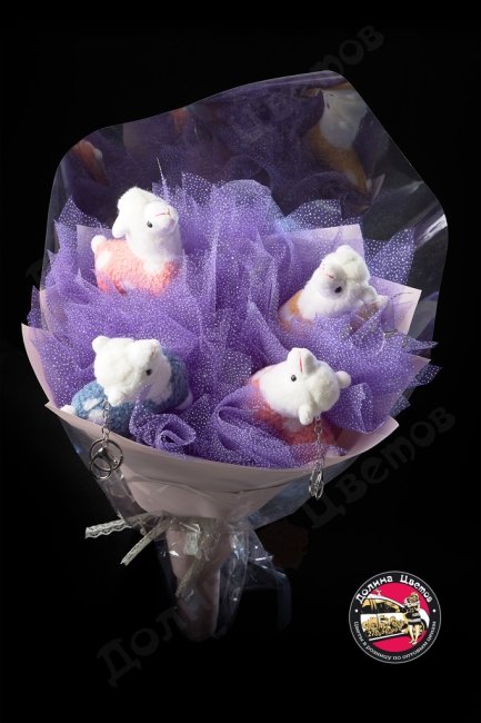 Букеты из мягких игрушек Ламы